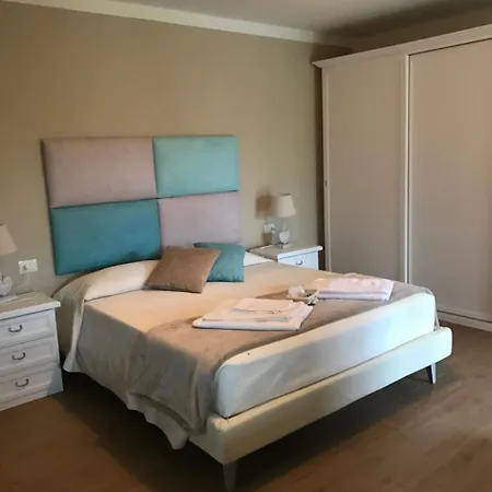 アパートホテル Il Giardino Di Daniela 3*