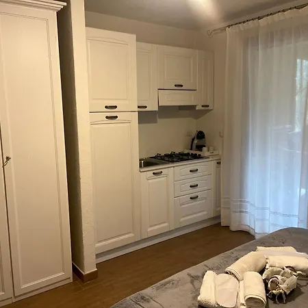 Il Giardino Di Daniela 公寓式酒店 圣特奥多罗
